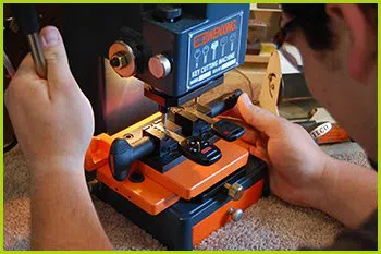 Expert Locksmith Services Chicago, IL 773-453-5802 - 18-key-making