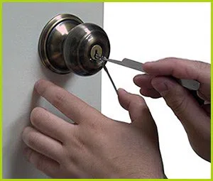 Expert Locksmith Services Chicago, IL 773-453-5802 Expert Locksmith Services Chicago, IL 773-453-5802 - 6-lock-locksmiths