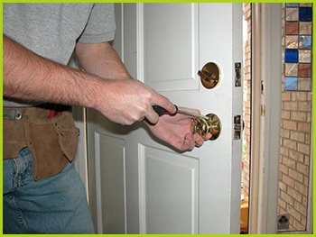 Expert Locksmith Services Chicago, IL 773-453-5802 Expert Locksmith Services Chicago, IL 773-453-5802